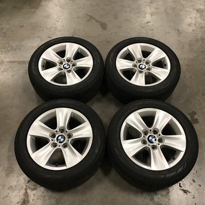 2011 BMW 528i Sedan Wheels and Tires