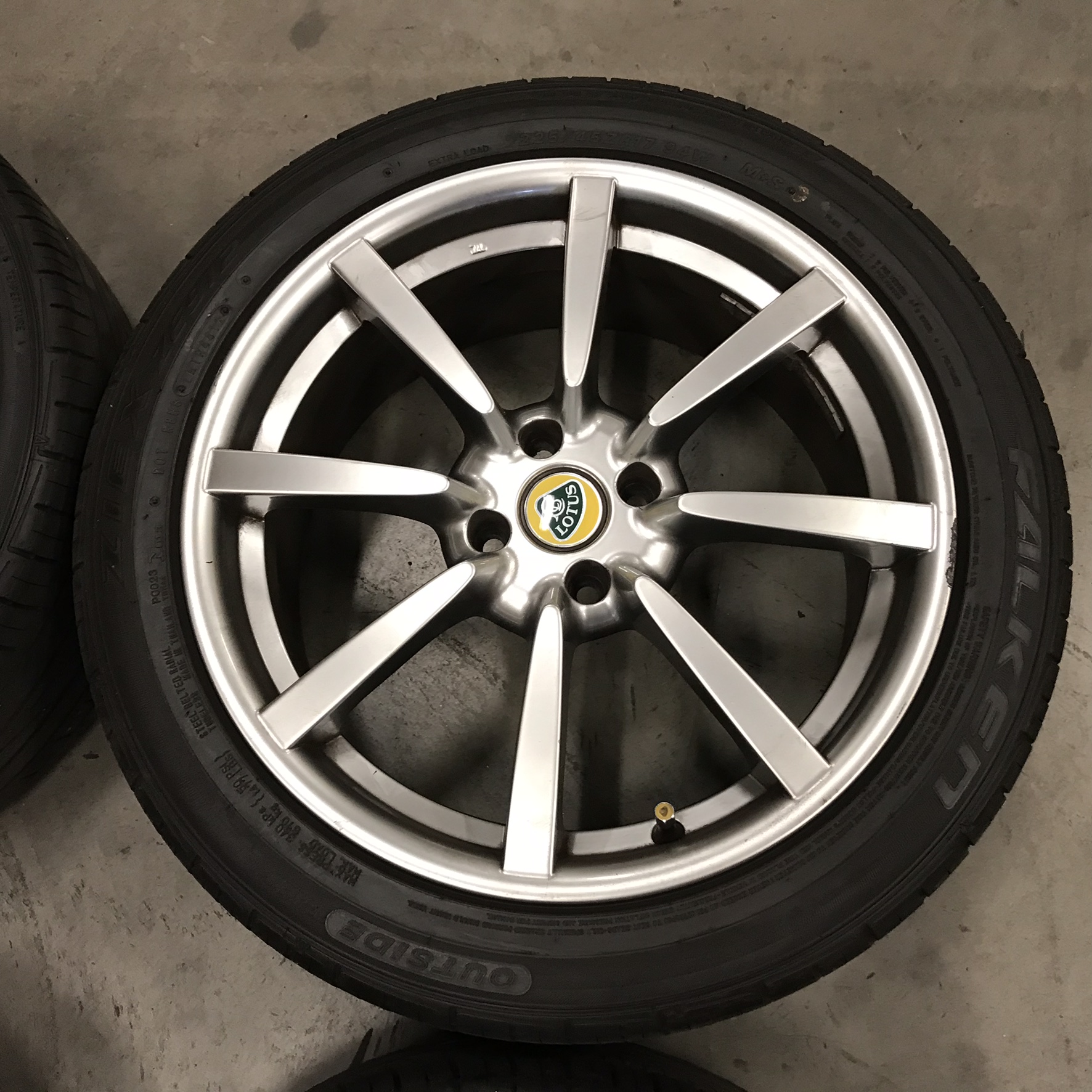 Lotus Elise OEM Wheels and Tires Extreme Wheels