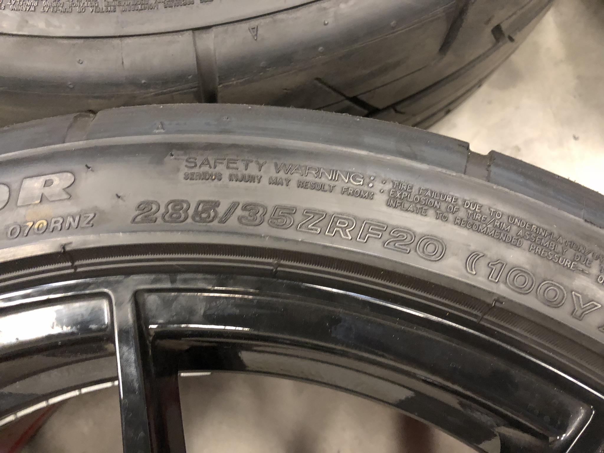 Variant Aragon Wheels for Nissan GTR R35 Fitment - Image 10