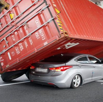 2012 Hyundai Elantra Wheel and Tire Package