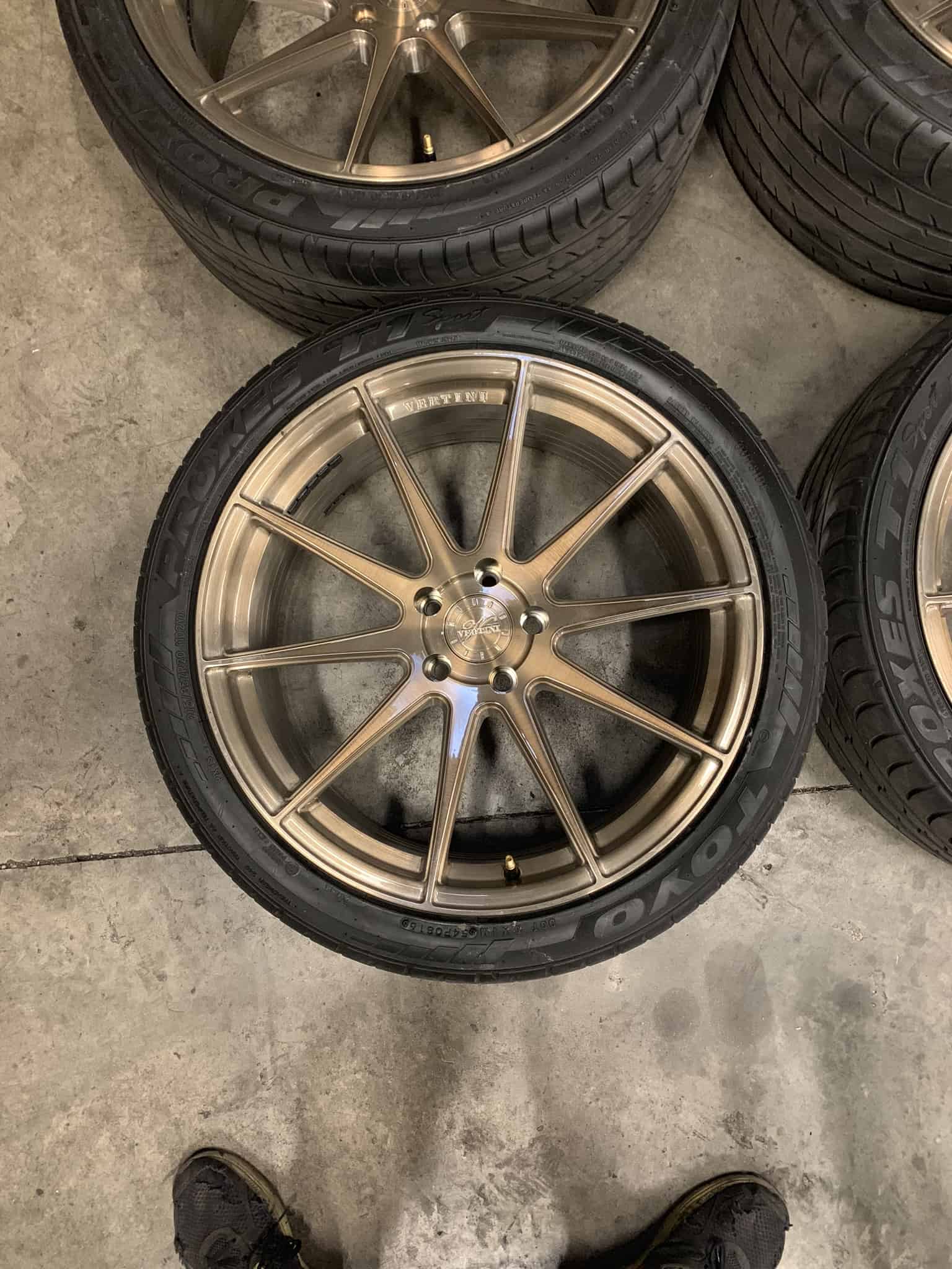 Vertini RF1.3 Brushed Bronze Wheels and Tires - Image 2