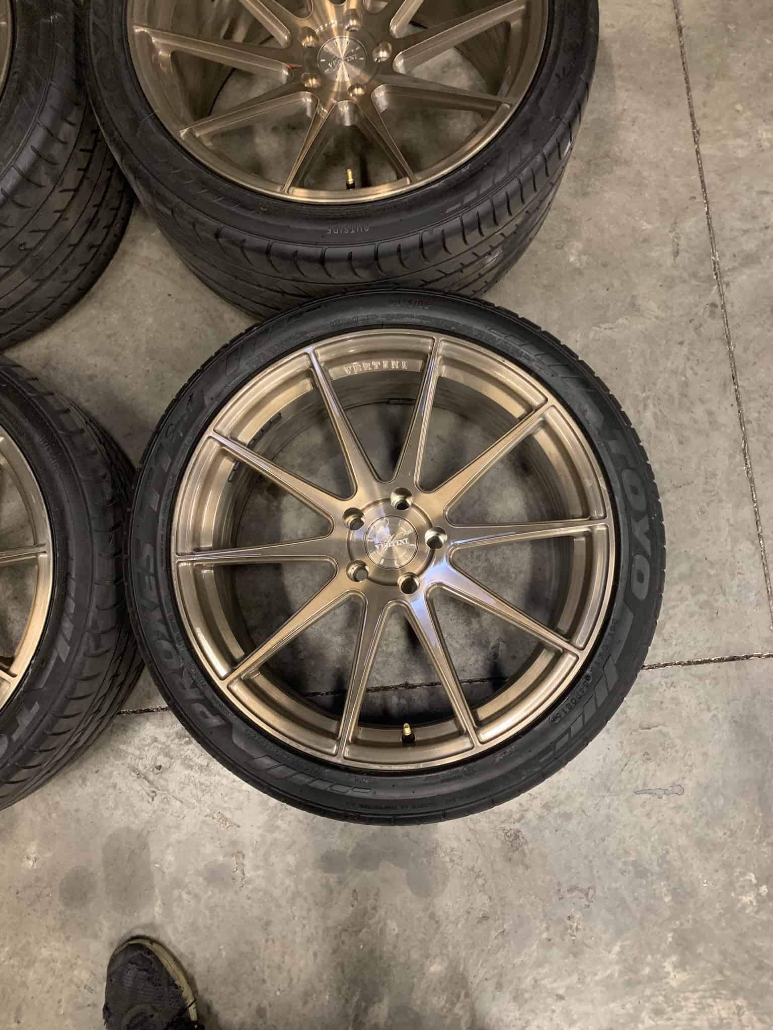Vertini RF1.3 Brushed Bronze Wheels and Tires - Image 3