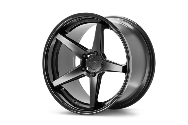 Ferrada FR3 Matte Black / Gloss Black Lip 22x9 (+40)    5x108