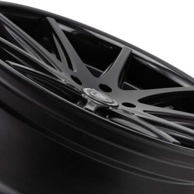 Rohana RFC10 Matte Black/Gloss Black Lip 22x9 (+42)5x108