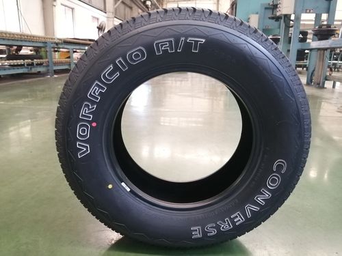 Converse Voracio A/T P215/55R-17 94 V