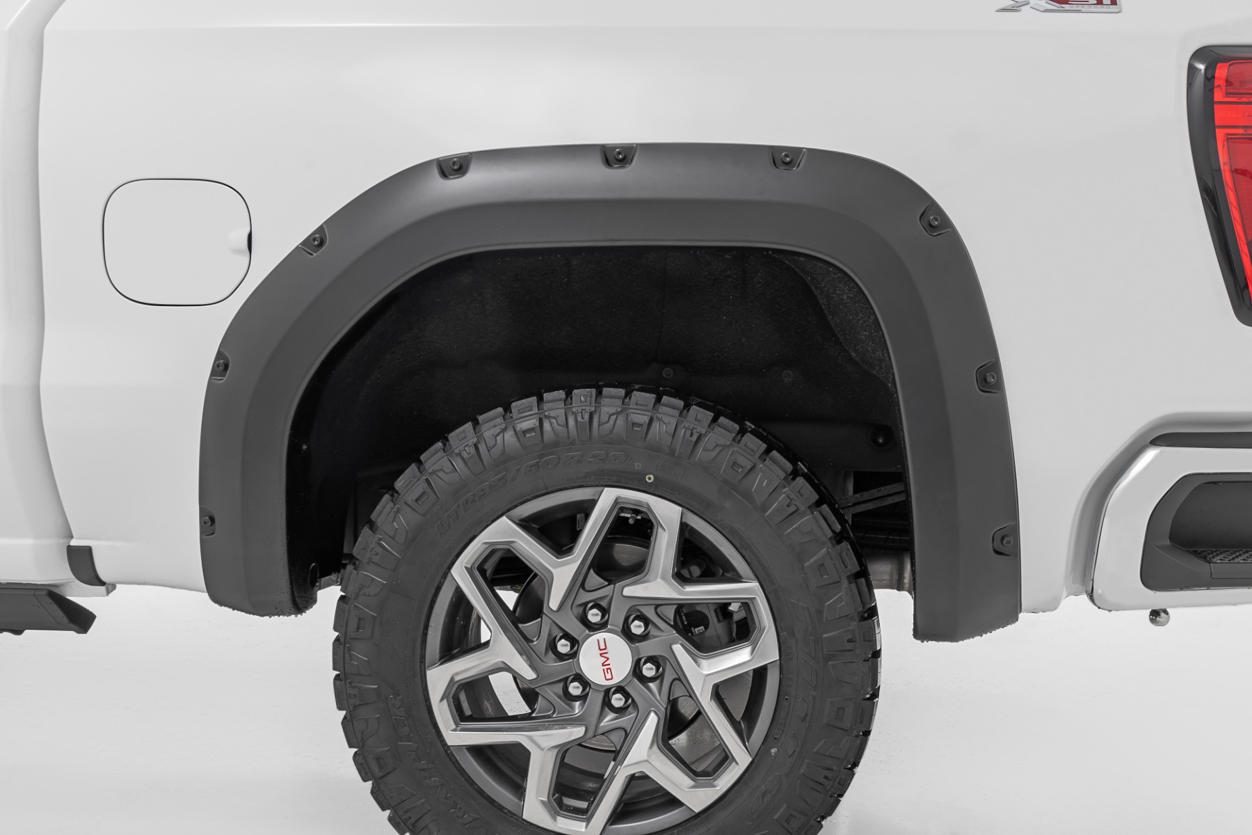 Pocket Fender Flares | GJI Dark Sky | GMC Sierra 1500 2WD/4WD (2019-2024) - Image 3