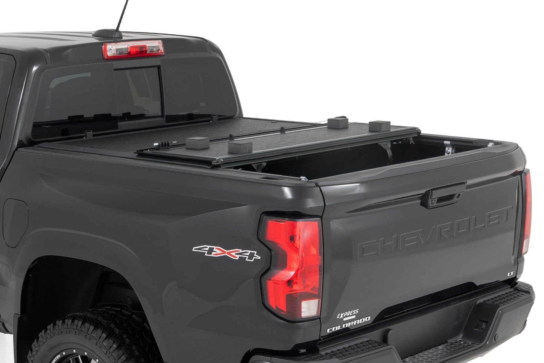 Hard Low Profile Bed Cover | 5' Bed | Chevy/GMC Canyon/Colorado (15-24) - Image 2