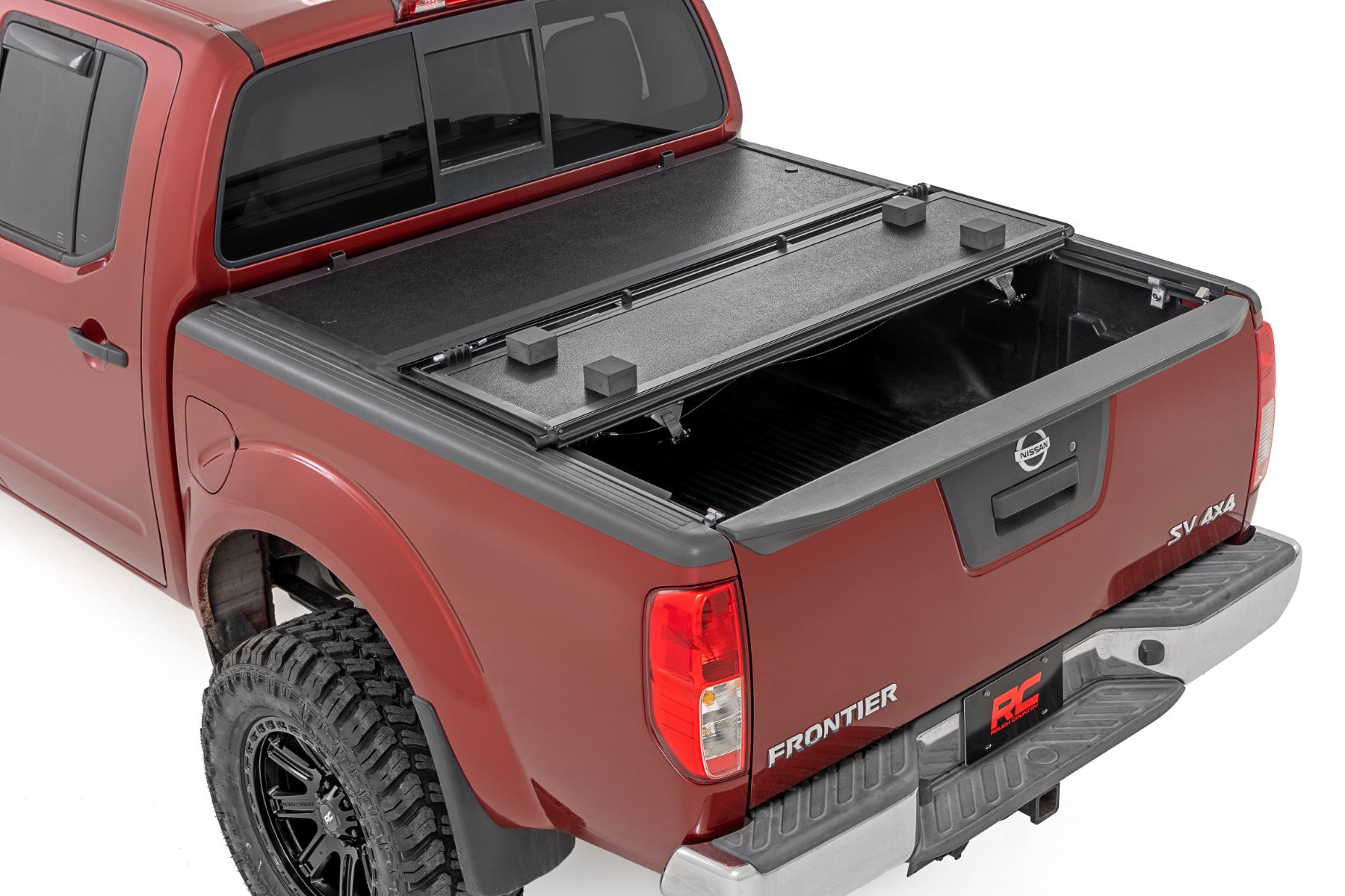 Hard Low Profile Bed Cover | 5' Bed | Cargo Mgmt | Nissan Frontier (05-21) - Image 2