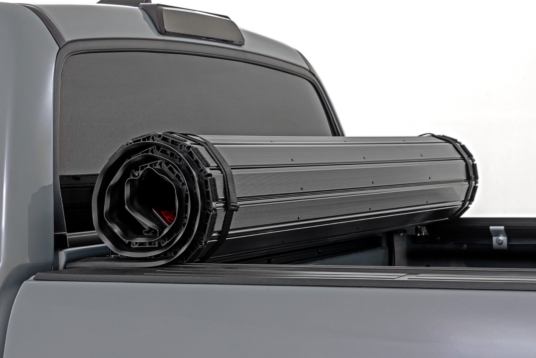 Hard Roll Up Bed Cover | 5'7" Bed | Toyota Tundra (07-21) - Image 5
