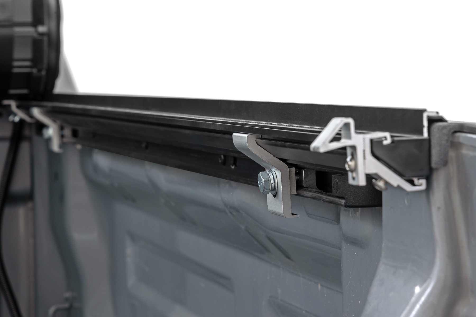 Hard Roll Up Bed Cover | 5'7" Bed | Toyota Tundra (07-21) - Image 4