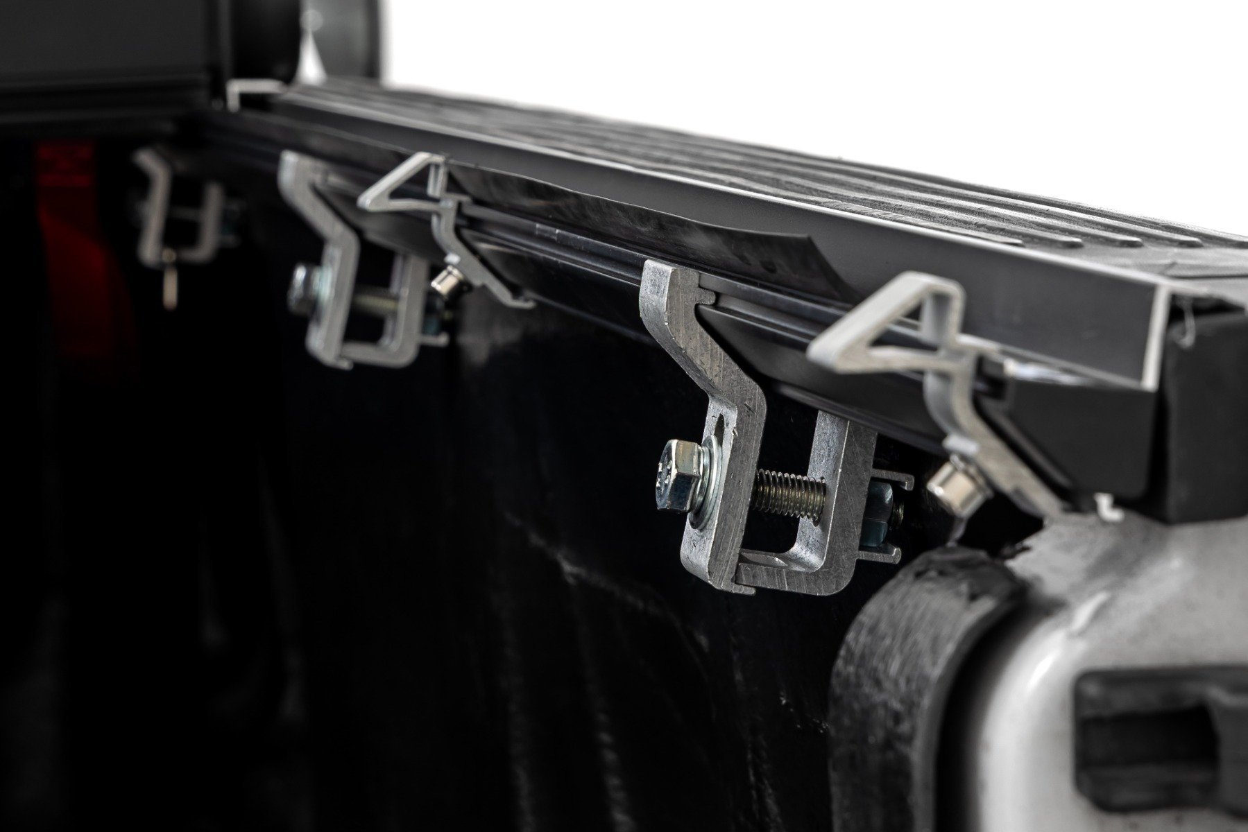 Hard Low Profile Bed Cover | 6'7" Bed | Ford F-150 2WD/4WD (2004-2014) - Image 4