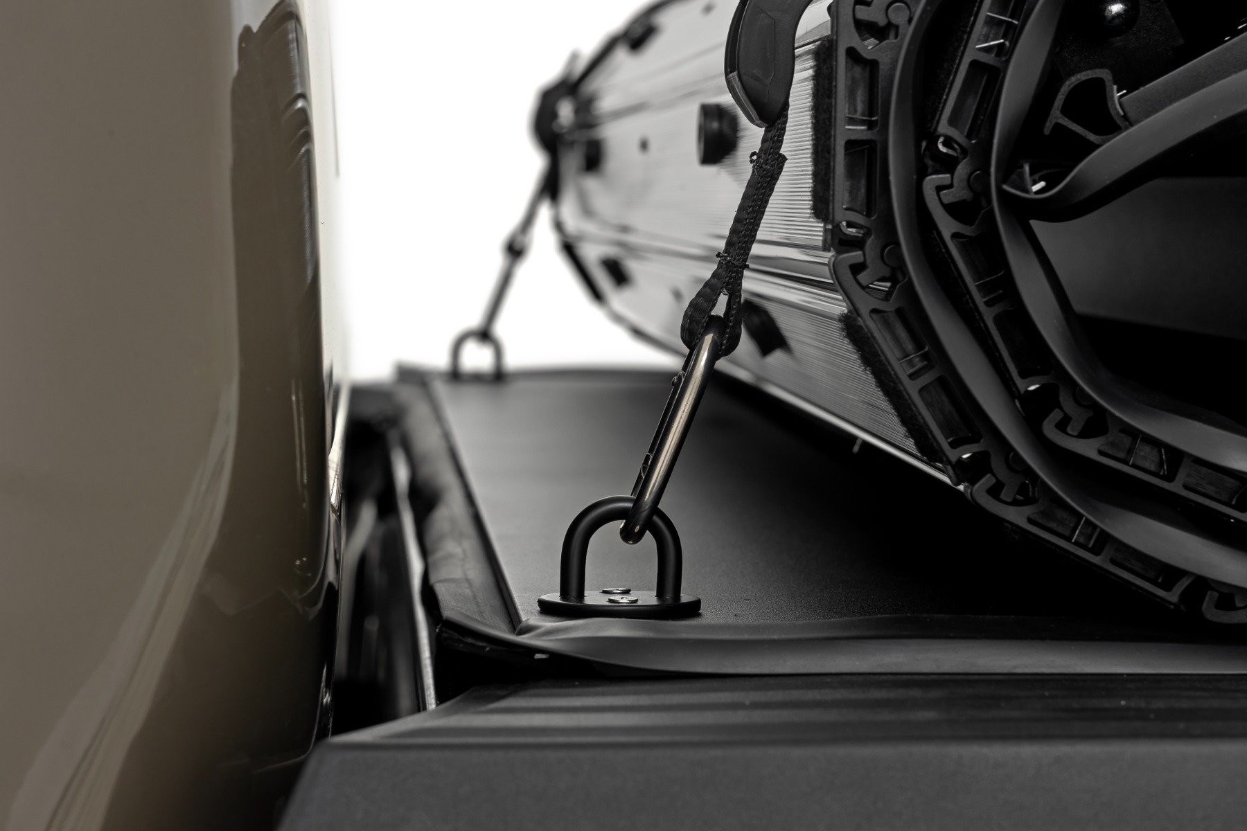 Hard Roll Up Bed Cover | 5' Bed | Ford Ranger 2WD/4WD (2024-2025) - Image 5