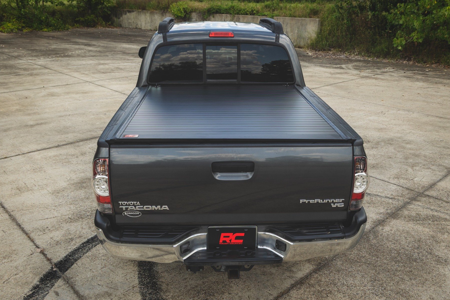 Hard Roll Up Bed Cover | 5' Bed | Toyota Tacoma 2WD/4WD (2005-2015) - Image 5